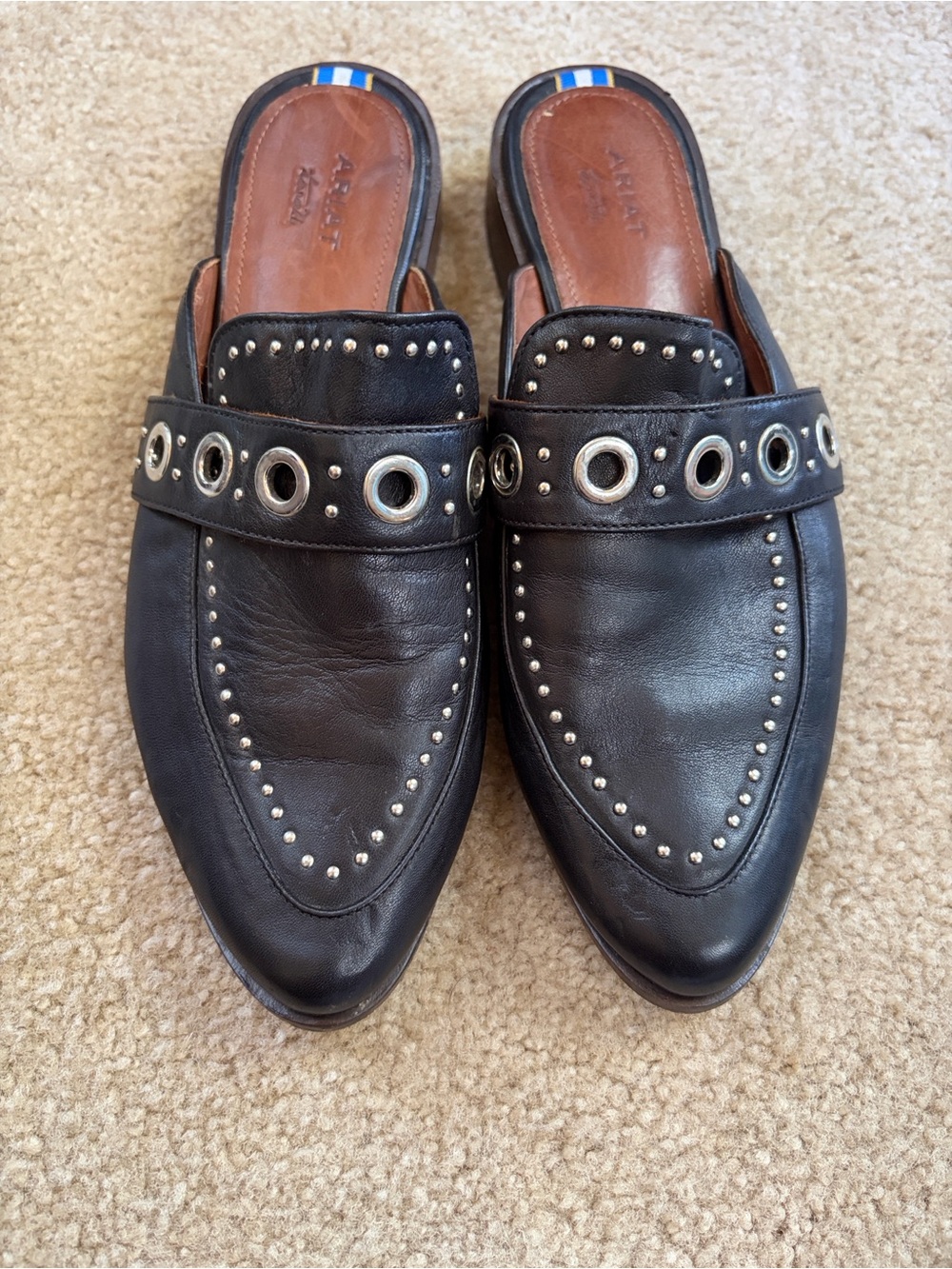 Ariat Two24 Vienna Slip on Leather Mules Black with Grommet details Size 8.5
